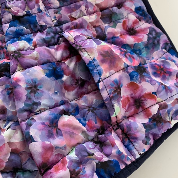 CB L Reversible Puffer New No Tag. - Picture 6 of 8